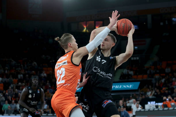 布莱斯完全 布莱斯完全