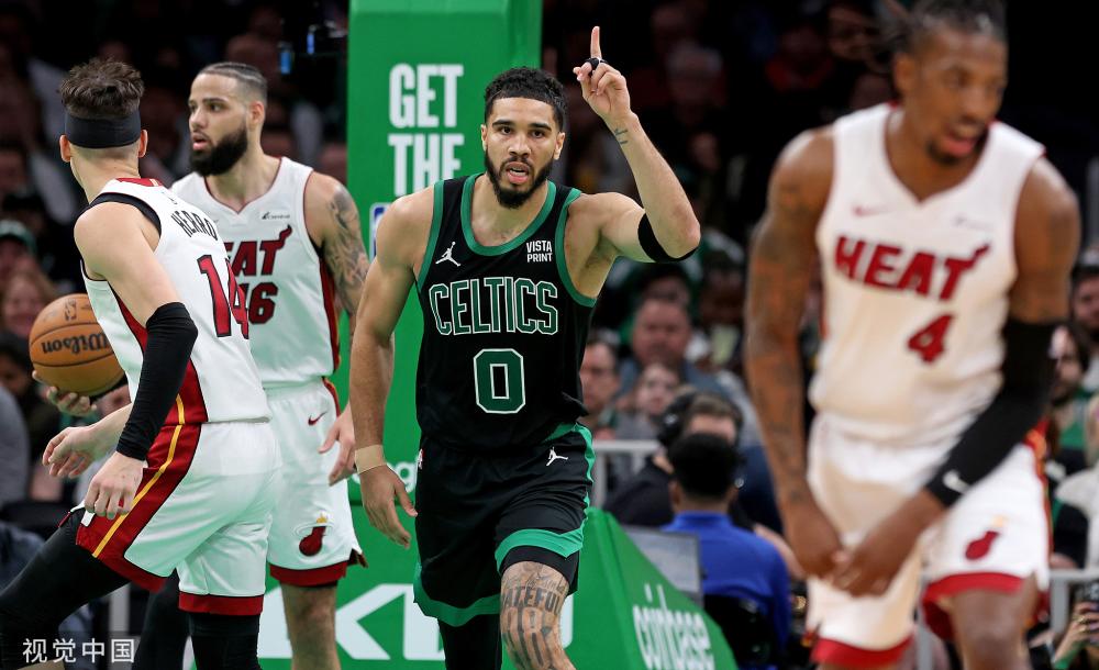 球员缺席的 球员缺席的