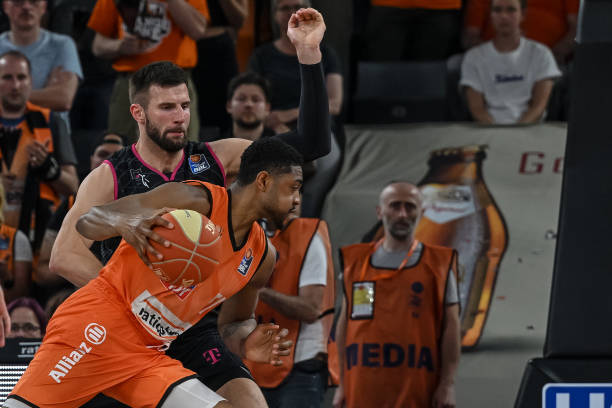 人拦网封死 人拦网封死